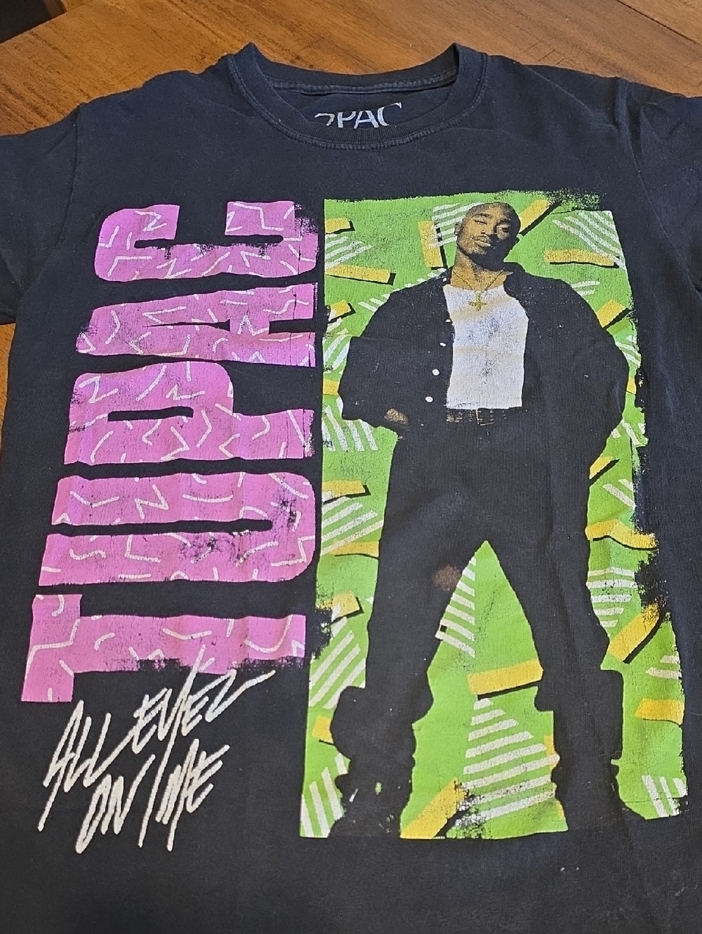 Tupac Shakur "All Eyez On Me" graphic T-shirt - Picture 2 of 8